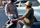 Unit-Lantas-Polsek-Alak-Gatur-Lalin-dan-Berikan-Himbauan-Kepada-Pengendara