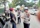 Hari-Ke-3-Pelaksanaan-Operasi-Patuh-Turangga-2024,-Polresta-Kupang-Kota-Terus-Himbau-dan-Ingatkan-Masyarakat-Untuk-Selalu-Tertib-Berlalu-Lintas.