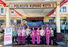 Duka-Flores-Duka-Bersama,-Polresta-Kupang-Kota-Salurkan-Tiga-Ton-Beras-untuk-Korban-Gempa.