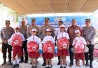 Kapolda-NTT-Hadirkan-Senyum-Anak-Bello-Lewat-Bantuan-Perlengkapan-Sekolah