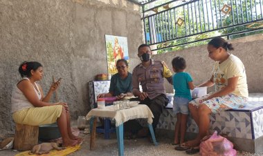 CEGAH-PENULARAN-VIRUS-CORONA,-BHABINKAMTIBMAS-KELURAHAN-BAKUNASE-II-BERIKAN-HIMBAUAN-PRILAKU-HIDUP-BERSIH-DAN-SEHAT