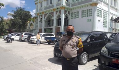 Pam-Sholat-Jumat-Bhabinkamtibmas-Berikan-Pelayanan-Terbaik