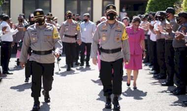 Kunker-ke-Mapolres-Kupang-Kota,-Kapolda-NTT-Ingatkan-Pentingnya-Kebersamaan-dan-Soliditas-Internal