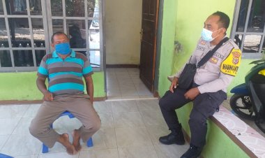 Bhabinkamtibmas-Kelurahan-TDM-Sambang-Warga-Binaa-Laksanakan-Operasi-Yustisi-Penertiban-Penggunaan-Masker