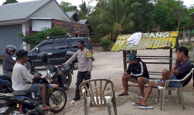 Sambangi-Pangkalan-Ojek,-Bhabinkamtibmas-Kelurahan-Penfui-Beri-Himbauan-Kamtibmas-Terkait-Cegah-Virus-Corona