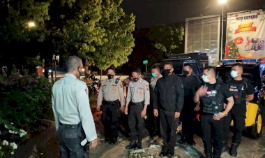 Lawan-Covid-19,-Sat-Sabhara-Polres-Kupang-Kota-Melaksanakan-Patroli-Malam-Sampaikan-Imbauan-Cegah-Penyebaran-Covid-19