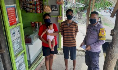 Jelang-Natal,-Bhabinkamtibmas-Kelurahan-Kayu-Putih-Laksanakan-Sambang-Dan---Patroli-Dialogis-Himbaun-Taati-Protokol-Kesehatan