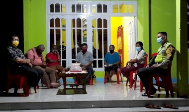 Himbau-Warga-Patuhi-Protokol-kesehatan,-Bhabinkamtibmas-Sambang-Dan-Silaturahmi