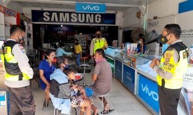 Personel-Polsek-Kelapa-Lima-Polres-Kupang-Kota-Laksanakan-Operasi-Yustisi-Penertiban-Protokol-Kesehatan