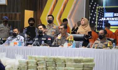 Polda-Aceh-Ungkap-Kasus-Narkotika-Jaringan-Internasional-Seberat-353-Kg.