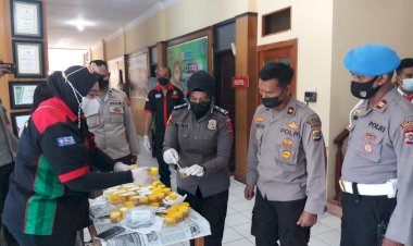 Cegah-Narkoba,-Ratusan-Personil-Polres-Kupang-Kota-Jalani-Tes-Urin
