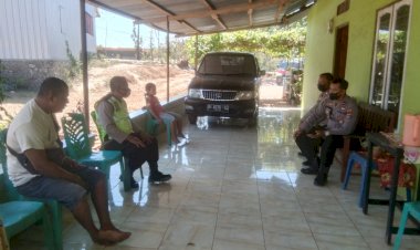 Gencar-Himbau-Protokol-Kesehatan,-KBO-Binmas-Bersama-Bhabinkamtibmas-Kelurahan-Fatukoa-Sambangi-Warga