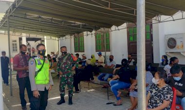 Giat-Vaksin,-Babinkamtibmas-Polres-Kupang-Kota-Laksanakan-Pam-Dan-Monitoring