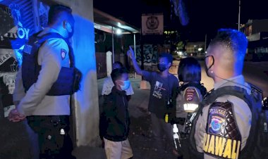 Patroli-Sitkamtibmas,-Sat-Sabhara-Laksanakan-Patroli-Penegakan-Prokes-dan-Sambangi-Giat-Masyarakat-diseputaran-Wilayah-Hukum-Polres-Kupang-Kota