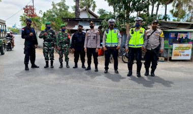 Personel-Gabungan-TNI-Polri-Amankan-Kunjungan-Wapres-di-Kota-Kupang