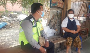 Patroli-Dialogis,-Bhabinkamtibmas-Kelurahan-Lasiana-Tetap-Himbau-Warga-Patuhi-Protokol-Kesehatan-Cegah-Covid-19