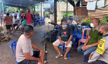 Himbau-Warga-Yang-Akan-Menyelenggarakan-Pesta,-Babinkamtibmas-Pastikan-Protokol-Kesehatan-Diterapkan