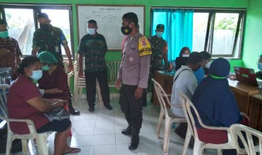 Giat-Vaksin,-Babinkamtibmas-Polres-Kupang-Kota-Laksanakan-Pam-Dan-Monitoring