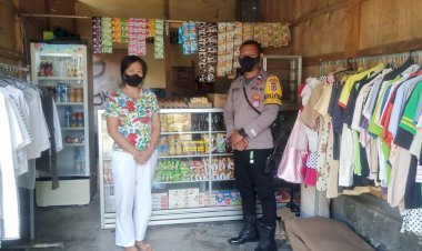 Patroli-Dialogis,-Bhabinkamtibmas-Kelurahan-Oetete-Tetap-Himbau-Warga-Patuhi-Protokol-Kesehatan-Cegah-Covid-19