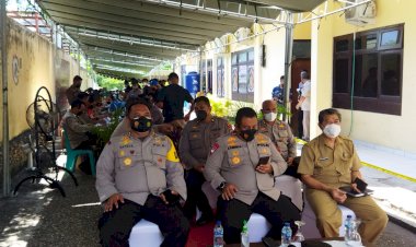 Kapolres-Kupang-Kota-Dampingi-Wakapolda-NTT-Ikuti-Zoom-Meeting-Vaksinasi-Serentak-Bersama-Kapolri