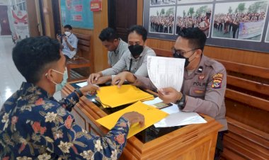 Polres-Kupang-Kota-Laksanakan-Pemeriksaan-Administrasi-(Rikmin)-Bagi-Calon-Siswa-Penerimaan-Anggota-Polri