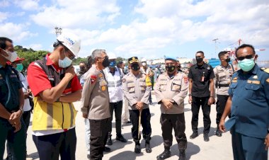 Kapolresta-Kupang-Kota--Dampingi-Kapolda-NTT-Cek-Pos-Pengamanan-Dan-Pos-Pelayanan-Terpadu-Jelang-OPS-Ketupat-Turangga-2022