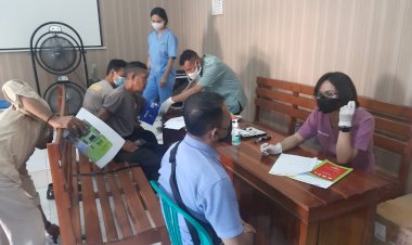 Peduli-Kesehatan-Personel,-Polresta-Kupang-Kota-Laksanakan-Pemeriksaan-Kesehatan-Berkala-(Rikkesla)