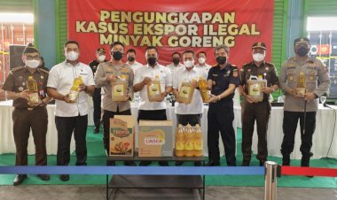 Polri-Gagalkan-8-Kontainer-Minyak-Goreng-Siap-Ekspor-ke-Timor-Leste