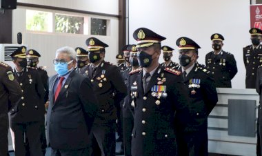 Polresta-Kupang-Kota-Gelar-Upacara-Peringatan-Hari-Bhayangkara-Ke-76.