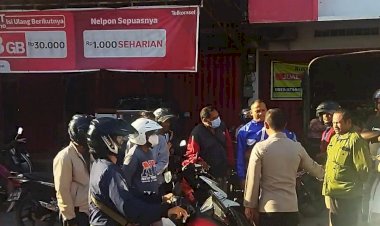 Kapolresta-Kupang-Kota-Sosialisasi-Penggunaan-Pembatas-Jalan.