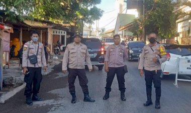 Personel-Polsek-Oebobo-Amankan-Kegiatan-Jalan-Santai-Jemaat-Gereja-Kefas