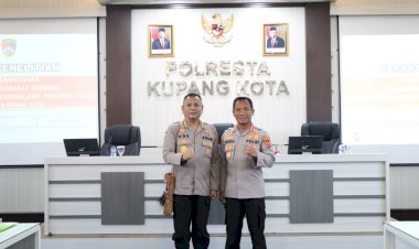 Arahan-Ketua-Tim-Puslitbang-Polri-kepada-Pejabat-Utama-Polresta-Kupang-Kota.