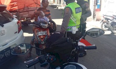 Personel-Pos-Polisi-LLBK-Terus-Lakukan-Teguran-Terhadap-Pelanggar-Lalulintas