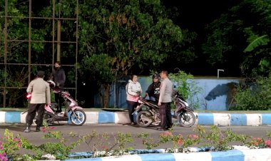 Antisipasi-Kegiatan-Masyarakat-di-Malam-Minggu,-Polresta-Kupang-Kota-Laksanakan-