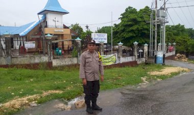 Polsek-Alak-Laksanakan-Pengamanan-Kebaktian-Hari-Kedua-Perayaan--Natal-di-Sejumlah-Gereja