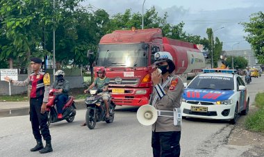 Antisipasi-Gangguan-Kamtibmas-Saat-Malam-Pergantian-Tahun,-Unit-Kamsel-Sat-Lantas-Polresta-Kupang-Kota-Samapaikan-