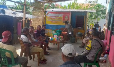 Laksanakan-Patroli-Dialogis,-Bhabinkamtibmas-TDM-Kunjungi-Rumah-Warga