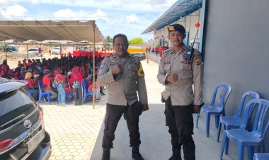 Personel-Polsek-Alak-dan-Bhabinkamtibmas-Laksanakan-Pengamanan-Perayaan-Imlek