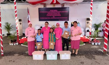 Kunjungan-dan-Tatap-Muka-Ketua-Bhayangkari-Daerah-NTT-di-Polresta-Kupang-Kota