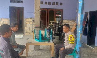 Antisipasi-Longsor-Akibat-Hujan-Lebat,-Bhabinkamtibmas-Liliba-Sambangi-Rumah-Warga