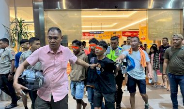 Laksanakan-Lari-Malam,-Kapolresta-Kupang-Kota--dan-Anggota-Amankan-Pelaku-Pencurian-Helem-di-Transmart.