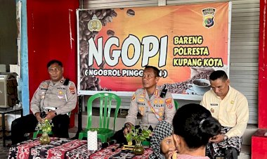 Keluhkan-Masalah-Pembuangan-Air-Limbah-Hingga-Penilangan-Oleh-Polantas,-Kapolresta-Gelar-Jumat-Curhat-dan-Dengarkan-Langsung-Keluhan-Warga-Oebufu-Kota-Kupang.
