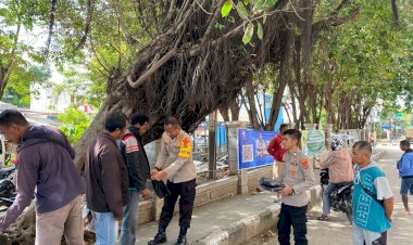 Taat-Pada-Aturan-Lalu-Lintas,-Tukang-Ojek-Pangkalan-Dapat-Rompi-Gratis.