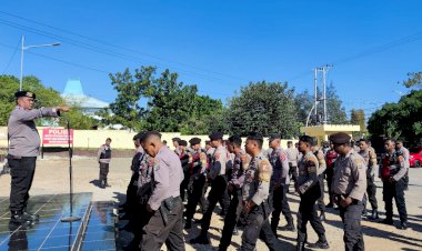 Tingkatkan-Kemampuan-Individu-Hadapi-Pemilu-Tahun-2024,-Seluruh-Personel-Polresta-Kupang-Kota-Latihan-Dalmas
