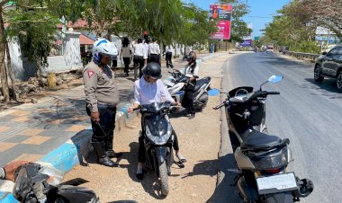 Hari-Ke-Tiga-Pelaksanaan--Operasi-Zebra-Turangga-2023,-Sat-Lantas-Polresta-Kupang-Kota-Laksanakan-Penertiban-Kendaraan-Bermotor.