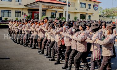 Polwan-Polresta-Kupang-Kota-Ikut-Dalam-Latihan-Pengendalian-Massa