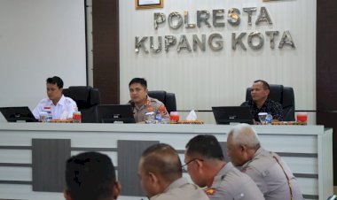 Pimpin-Lat-Pra-Ops-Mantap-Brata-Turangga-2023-2024,-Wakapolresta-Ingatkan-Jaga-Netralitas-dan-Profesionalisme-Polri-Dalam-Menjalankan-Tugas.