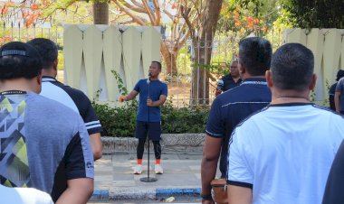 Olahraga-Bersama-Personel,-Kapolresta-Kupang-Kota:-Sehat-Adalah-Sebuah-Pilihan