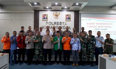 Jelang-Pengamanan-Perayaan-Natal-Dan-Tahun-Baru,-Polresta-Kupang-Kota-Laksanakan-Rapat-Koordinasi-Lintas-Sektoral.