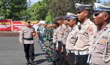 Kesiapsiagaan-Hadapi-Bencana-Tahunan,-Polresta-Kupang-Kota-Apel-Gelar-Pasukan-Bersama-Instansi-Terkait